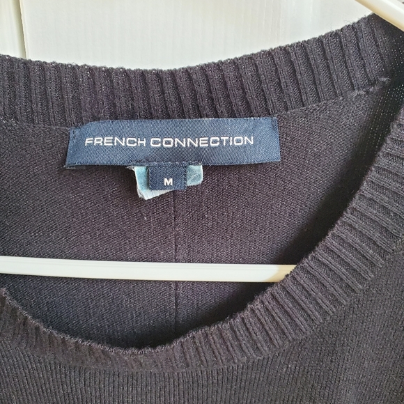 Sweater 🖤🤍 - Picture 2 of 3